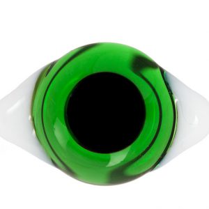 Глаза с белками Зеленые
